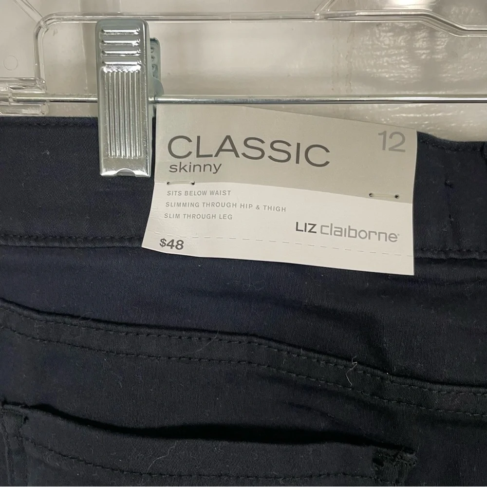 NWT‎ Liz Claiborne Black Classic Skinny Jeans Size 12 Flex Fit - Picture 9 of 14